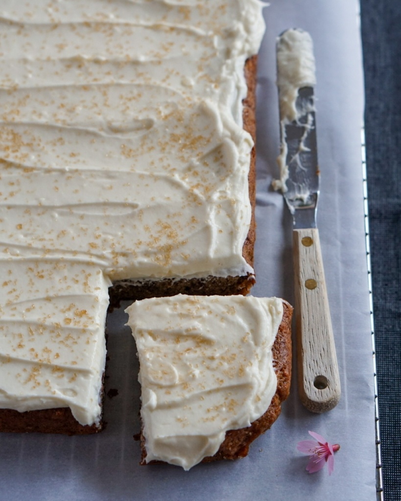 One Layer Banana Cake With Cream Cheese Frosting