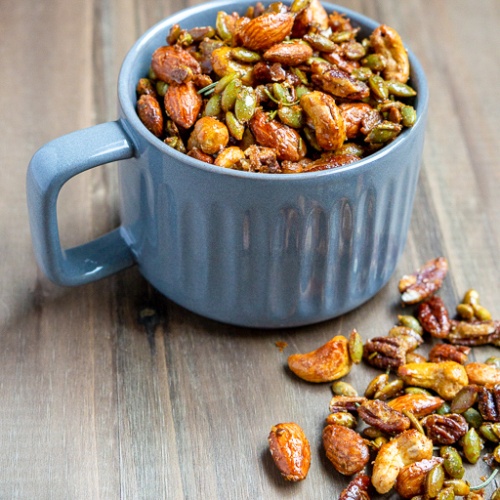Sweet and Spicy Mixed Nuts in a Cup